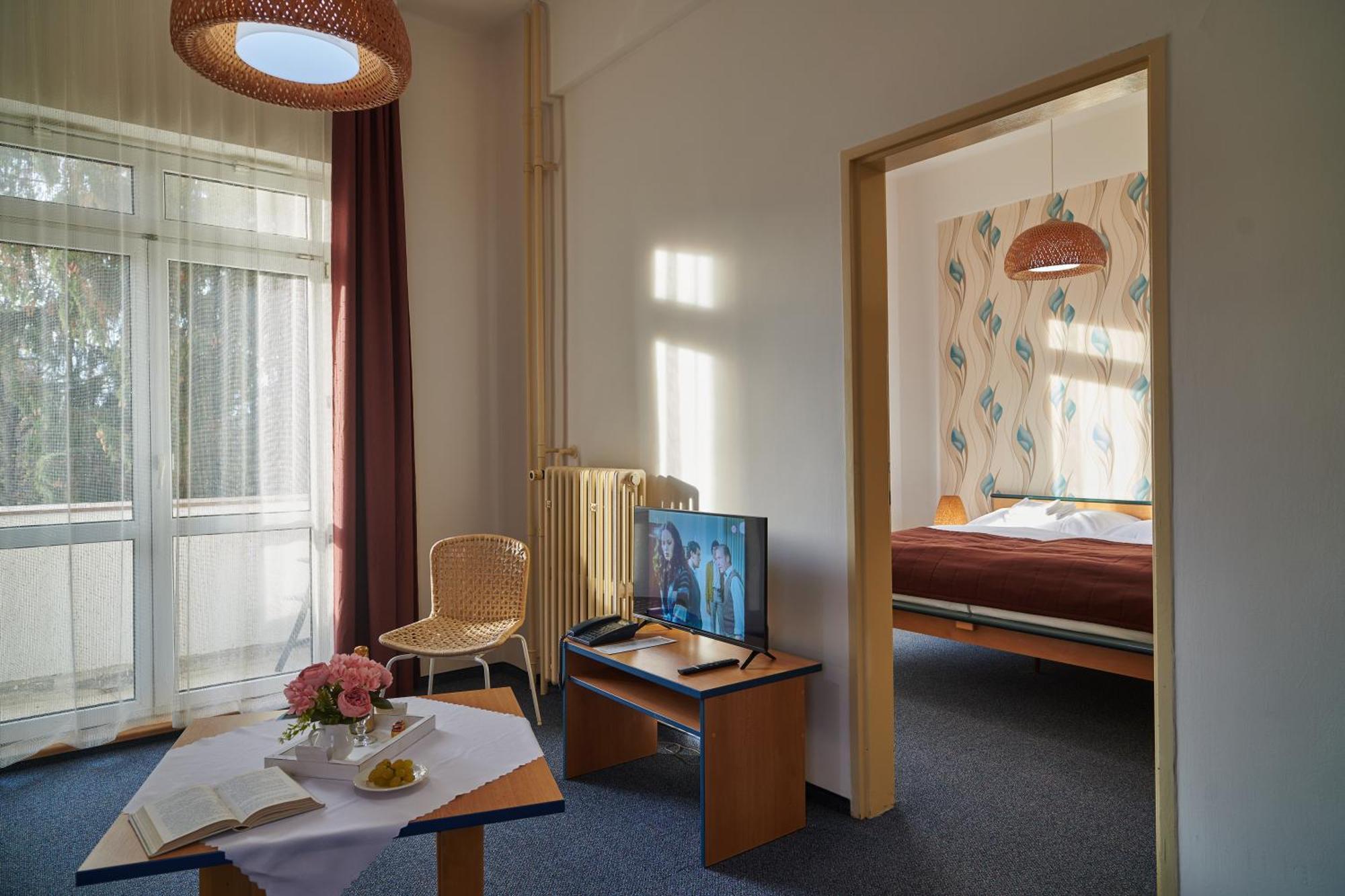 Hotel Palace - Kupele Sliac Exterior photo