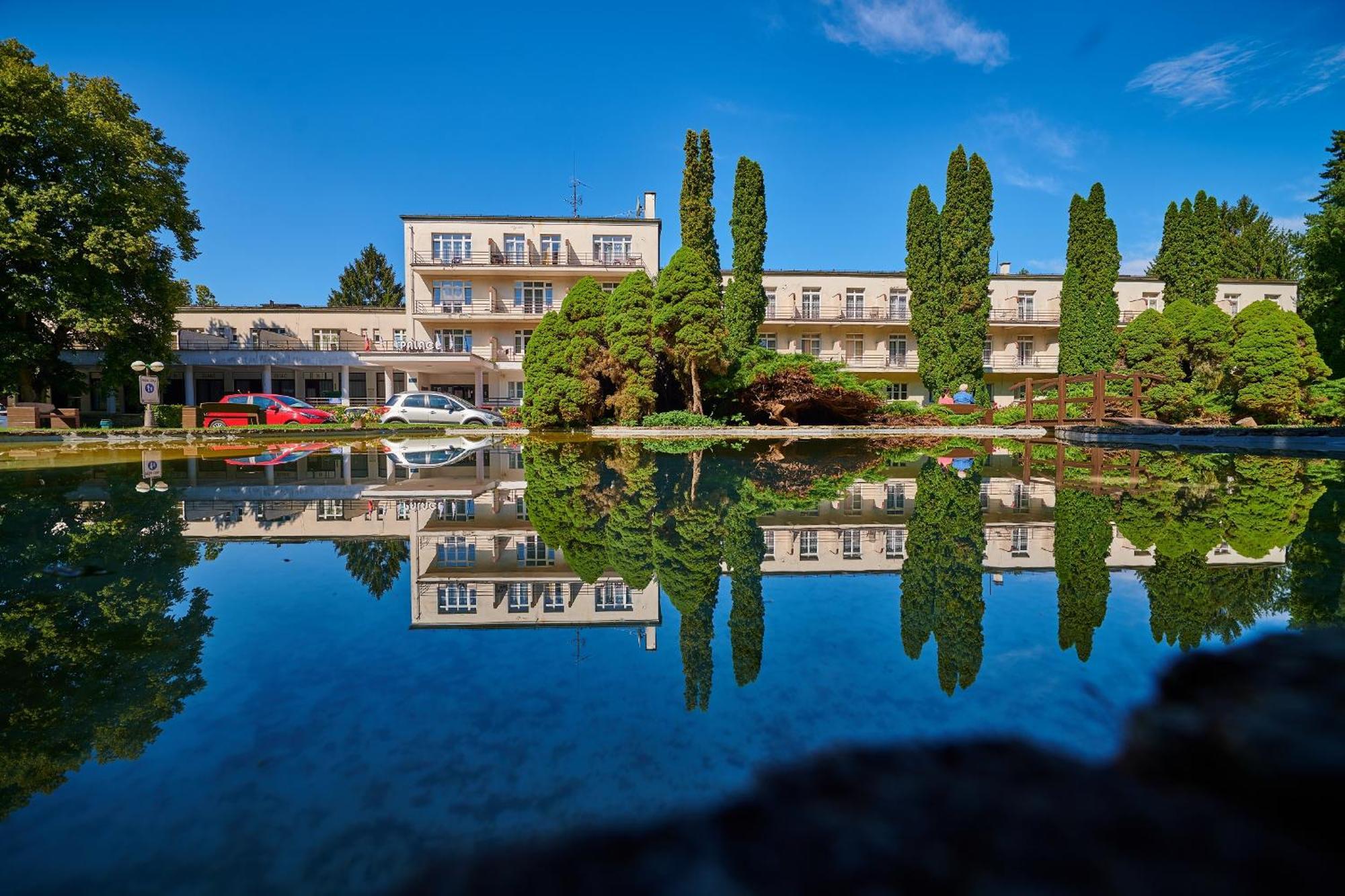 Hotel Palace - Kupele Sliac Exterior photo