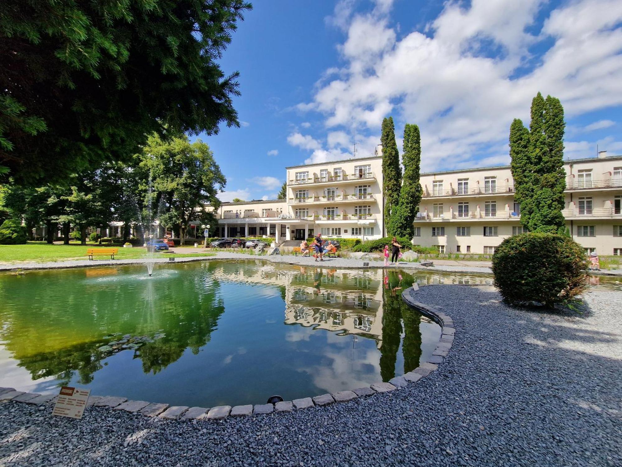 Hotel Palace - Kupele Sliac Exterior photo